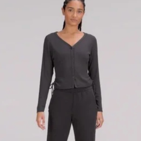 Lululemon Black Charcoal Side Cinched Ribbed Cardigan long sleeve EUC 4 6 Small - Picture 1 of 6